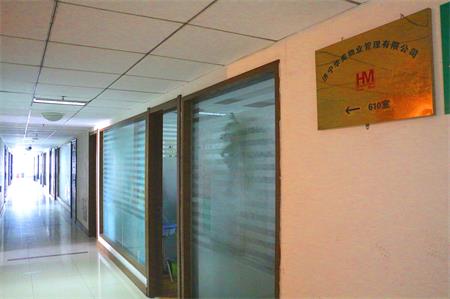 退休黨員做物管,自治小區(qū)物業(yè)費只收0.45元/平方米